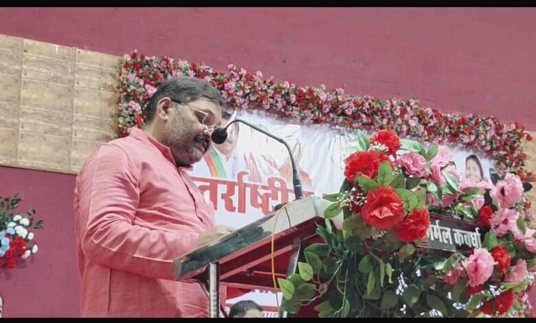 में अन्तर्राष्ट्रीय वृद्धजन दिवस पर सम्मान समारोह आयोजित, सांसद संतोष पाण्डेय ने किया वृद्धजनों का सम्मान