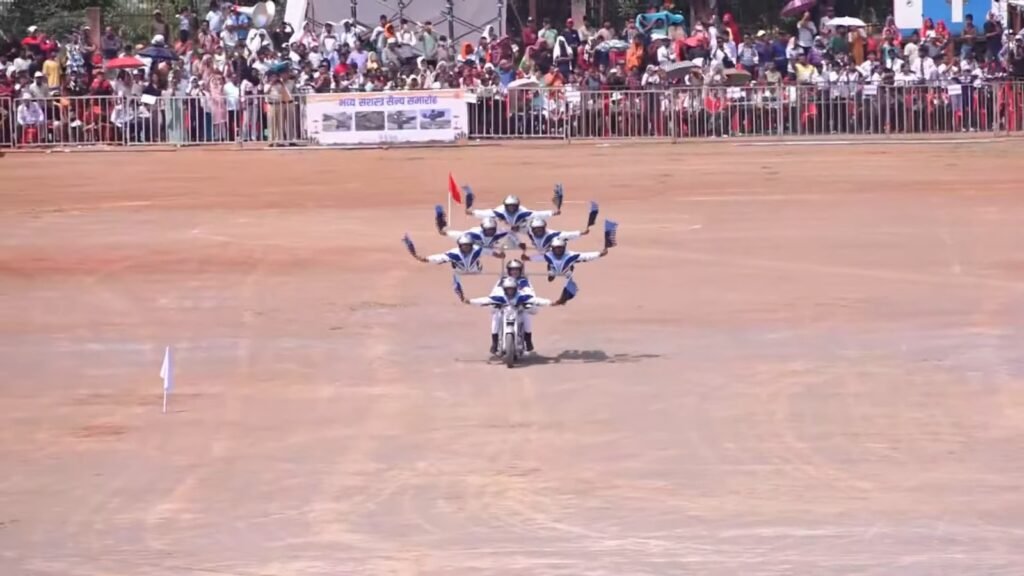 मुख्यमंत्री विष्णुदेव साय ने किया सैन्य प्रदर्शनी का शुभारंभ, टी-90 टैंक समेत आधुनिक हथियारों और रोमांचकारी प्रदर्शनों का प्रदर्शन , देखे पूरी वीडियो 4 WhatsApp Image 2024 10 05 at 12.13.38 PM