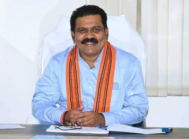 प्रधानमंत्री आवास मेला 9 अक्टूबर को कवर्धा में, उपमुख्यमंत्री विजय शर्मा जिले के 18 हजार अधिक आवासहीन परिवारों के देंगे पीएम आवास की स्वीकृति प्रमाणपत्र