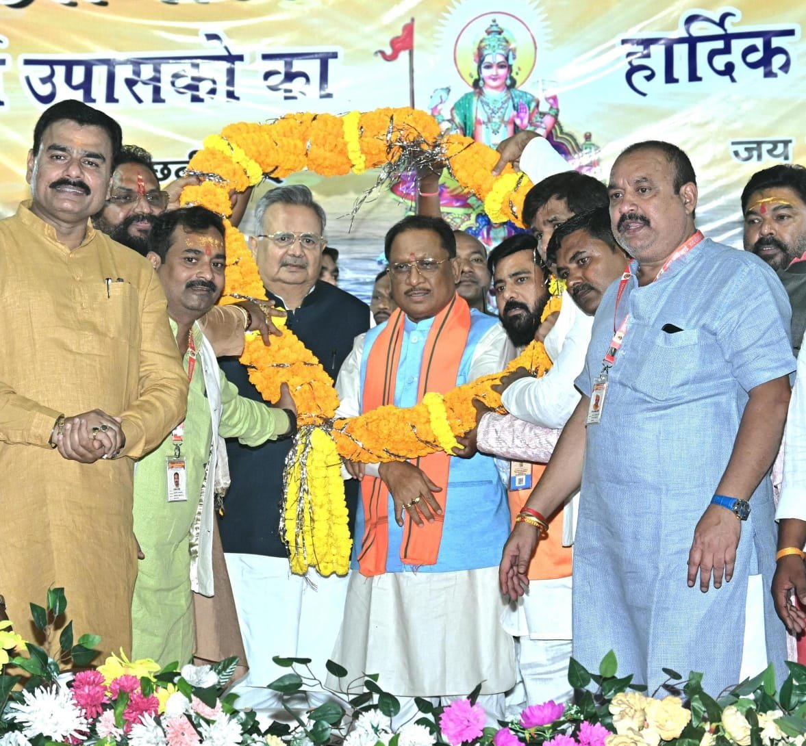 मानव को प्रकृति से जोड़ने का पर्व है सूर्य आराधना छठ पूजन- मुख्यमंत्री श्री साय 1 मानव को प्रकृति से जोड़ने का पर्व है सूर्य आराधना छठ पूजन- मुख्यमंत्री श्री साय
