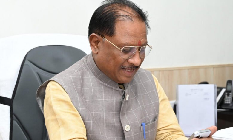 संघर्षों में पली बिटिया ने थामा बैडमिंटन का रैकेट तो मुख्यमंत्री ने दी शाबाशी, कहा- खूब आगे बढ़िये, हम आपके साथ हैं