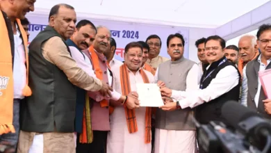 नवनिर्वाचित विधायक सुनील सोनी को मिला प्रमाण पत्र