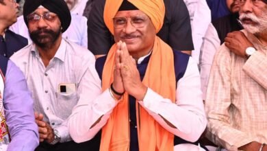 गुरुनानक जयंती के अवसर पर आयोजित प्रकाशपर्व में शामिल हुए मुख्यमंत्री, समतामूलक समाज के निर्माण पर दिया जोर 8 गुरुनानक जयंती के अवसर पर आयोजित प्रकाशपर्व में शामिल हुए मुख्यमंत्री, समतामूलक समाज के निर्माण पर दिया जोर