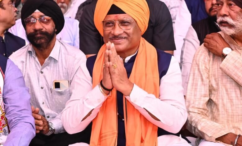 गुरुनानक जयंती के अवसर पर आयोजित प्रकाशपर्व में शामिल हुए मुख्यमंत्री, समतामूलक समाज के निर्माण पर दिया जोर