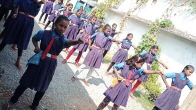 बालिकाओं को सशक्त बनाने की पहल : कबीरधाम में रानी लक्ष्मीबाई आत्मरक्षा प्रशिक्षण कार्यक्रम का आयोजन 10 बालिकाओं को सशक्त बनाने की पहल : कबीरधाम में रानी लक्ष्मीबाई आत्मरक्षा प्रशिक्षण कार्यक्रम का आयोजन