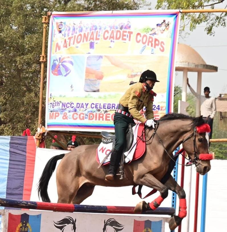 76वें एनसीसी दिवस समारोह में शामिल हुए मुख्यमंत्री विष्णु देव साय, बोले- एनसीसी युवाओं में राष्ट्रप्रेम और अनुशासन की भावना जागृत करता है