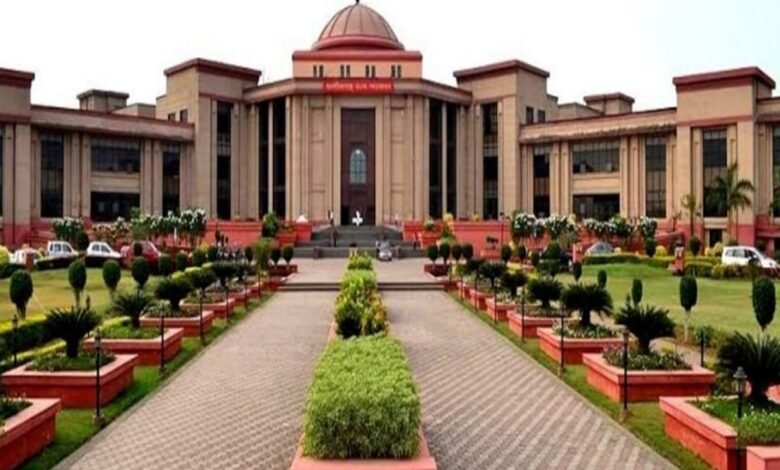 बिजली कंपनी को निर्देश, हाईकोर्ट ने कहा - मृत महिला के परिजन को दें मुआवजा