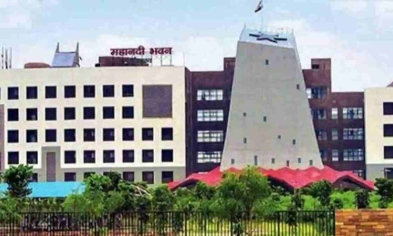 शासकीय सेवकों पर आश्रितों के लिए आय की अधिकतम सीमा में वृद्धि को वित्त विभाग से मंजूरी