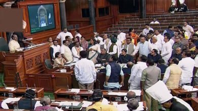 संसद में ‘सर्दी का तूफान’, विपक्ष ने बढ़ाया हंगामा, सत्र हुआ ठप!