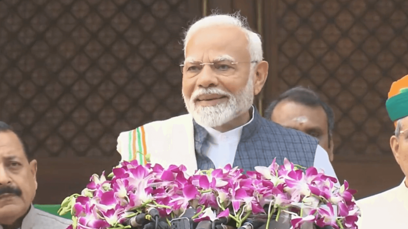 शीतकालीन सत्र में माहौल शीत ही रहेगा, ज्यादा से ज्यादा लोग चर्चा में योगदान दें : पीएम मोदी 1 शीतकालीन सत्र में माहौल शीत ही रहेगा, ज्यादा से ज्यादा लोग चर्चा में योगदान दें : पीएम मोदी