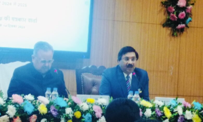 छत्तीसगढ़ विधानसभा का शीतकालीन सत्र 16 दिसंबर से, चार विधेयक होंगे प्रस्तुत: डॉ. रमन सिंह