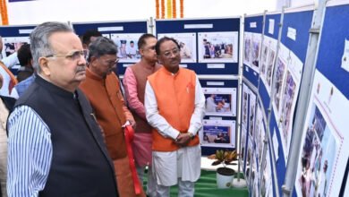 विधान सभा के रजत जयंती वर्ष में ‘स्मृतियां’ छायाचित्रों की प्रदर्शनी का शुभारंभ 1 विधान सभा के रजत जयंती वर्ष में ‘स्मृतियां’ छायाचित्रों की प्रदर्शनी का शुभारंभ