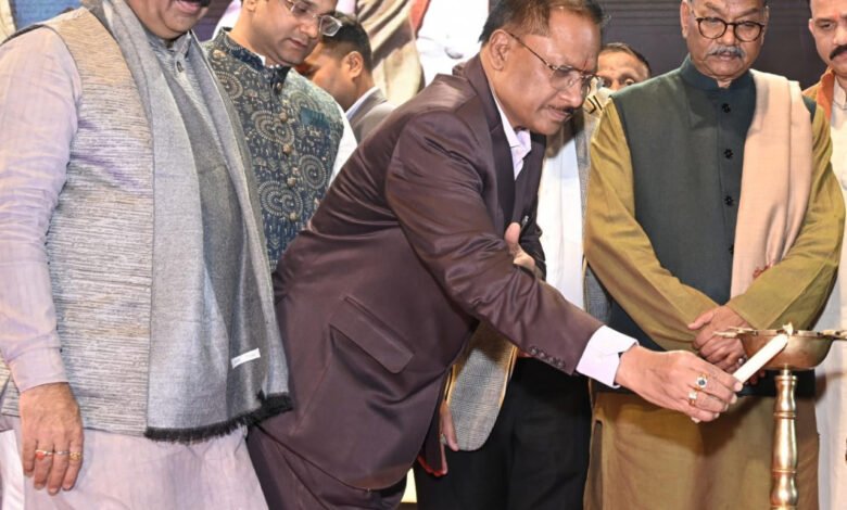 मुख्यमंत्री विष्णु देव साय ने कवि सम्मेलन 5.0 का किया शुभारंभ