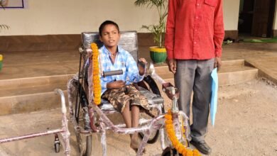 उपमुख्यमंत्री विजय शर्मा की पहल से दिव्यांग जयराम को मिली ट्राईसाइकिल और रोलेटर, स्कूल जाना हुआ आसान 1 उपमुख्यमंत्री विजय शर्मा की पहल से दिव्यांग जयराम को मिली ट्राईसाइकिल और रोलेटर, स्कूल जाना हुआ आसान