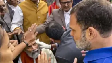 धक्का-मुक्की से संसद में बवाल, बीजेपी के दो सांसद गंभीर घायल, राहुल गांधी पर लगा आरोप 1 धक्का-मुक्की से संसद में बवाल, बीजेपी के दो सांसद गंभीर घायल, राहुल गांधी पर लगा आरोप