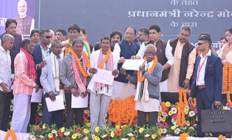 पीएम ने वर्चुअल लॉन्च की स्वामित्व योजना, सीएम ने किया कार्ड वितरण 4 पीएम ने वर्चुअल लॉन्च की स्वामित्व योजना, सीएम ने किया कार्ड वितरण