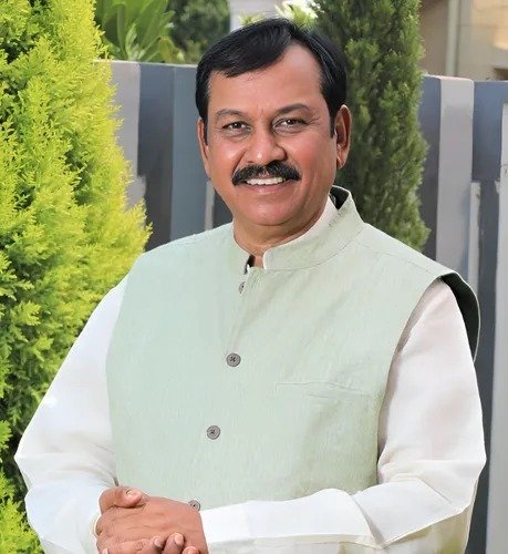 गणतंत्र दिवस 2025: दुर्ग सांसद विजय बघेल कवर्धा में करेंगे ध्वजारोहण 1 गणतंत्र दिवस 2025: दुर्ग सांसद विजय बघेल कवर्धा में करेंगे ध्वजारोहण