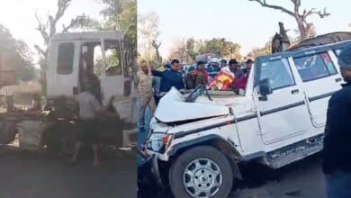 प्रयागराज से रायपुर लौट रहे श्रद्धालुओं की बोलेरो ट्रेलर से टकराई, 4 की मौके पर मौत 5 प्रयागराज से रायपुर लौट रहे श्रद्धालुओं की बोलेरो ट्रेलर से टकराई, 4 की मौके पर मौत