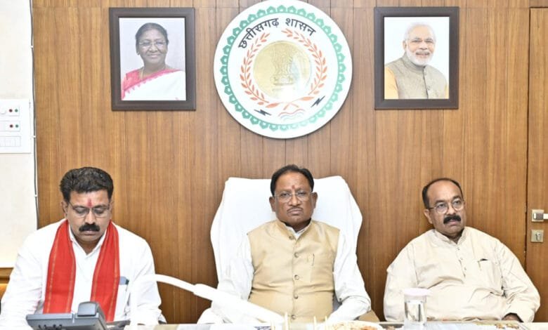 मुख्यमंत्री श्री साय ने मनरेगा कार्यों को गुणवत्तापूर्ण और समयबद्ध रूप से पूरा करने के दिए निर्देश 2 मुख्यमंत्री श्री साय ने मनरेगा कार्यों को गुणवत्तापूर्ण और समयबद्ध रूप से पूरा करने के दिए निर्देश