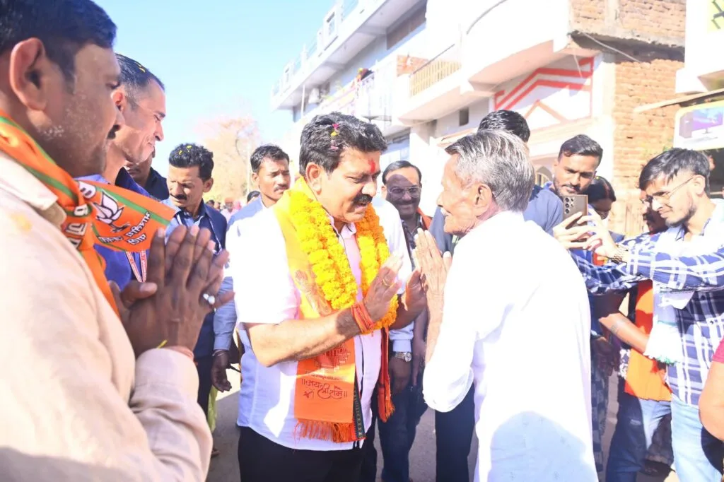 कवर्धा नगर पालिका चुनाव: विजय शर्मा ने भाजपा प्रत्याशी के पक्ष में की अपील, विकास के लिए भाजपा की सरकार जरूरी