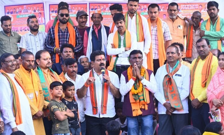 कवर्धा नगर पालिका चुनाव: विजय शर्मा ने भाजपा प्रत्याशी के पक्ष में की अपील, विकास के लिए भाजपा की सरकार जरूरी