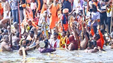 राजिम कुंभ कल्प समापन: शाही स्नान में शामिल हुए डिप्टी सीएम विजय शर्मा और केंद्रीय मंत्री तोखन साहू