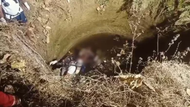 लापता युवक की गला रेतकर हत्या, शव कुएं में फेंका, हत्यारों की तलाश जारी 1 छत्तीसगढ़: लापता युवक की गला रेतकर हत्या, शव कुएं में फेंका, हत्यारों की तलाश जारी