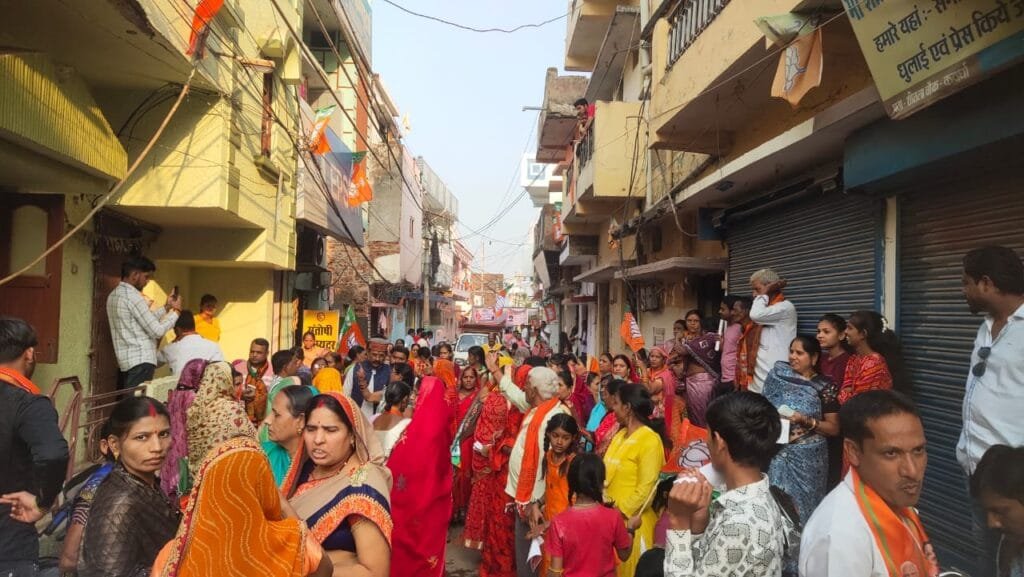 नगरीय निकाय चुनाव: BJP ने झोंकी ताकत, चंद्रप्रकाश चन्द्रवंशी को मिल रहा विशाल जनसमर्थन 2 नगरीय निकाय चुनाव: BJP ने झोंकी ताकत, चंद्रप्रकाश चन्द्रवंशी को मिल रहा विशाल जनसमर्थन