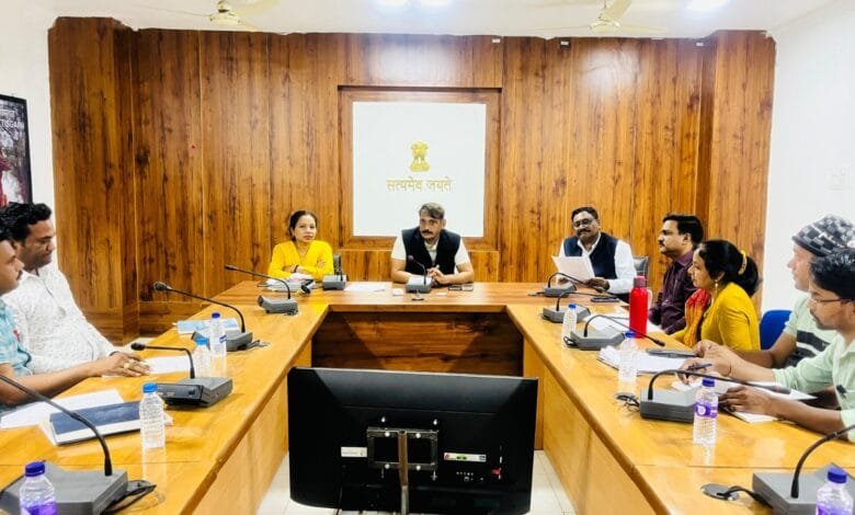 कबीरधाम जिले में पहली बार महिला कर्मचारी करेंगी सभी 7 नगरीय निकाय चुनाव की मतगणना, सुरक्षा के कड़े इंतजाम, बिना पास प्रवेश वर्जित 1 कबीरधाम जिले में पहली बार महिला कर्मचारी करेंगी सभी 7 नगरीय निकाय चुनाव की मतगणना, सुरक्षा के कड़े इंतजाम, बिना पास प्रवेश वर्जित