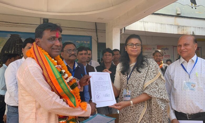 निकाय चुनाव के नतीजे : कबीरधाम जिले के सभी 7 निकायों पर भाजपा का कब्ज़ा, कांग्रेस का सूपड़ा हुआ साफ 5 WhatsApp Image 2025 02 15 at 12.30.13 PM 1