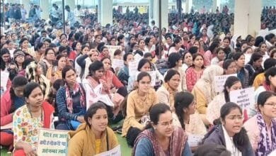 छत्तीसगढ़: बर्खास्त सहायक शिक्षकों का धरना जारी, होली भी प्रदर्शन स्थल पर मनाने का ऐलान 10 छत्तीसगढ़: बर्खास्त सहायक शिक्षकों का धरना जारी, होली भी प्रदर्शन स्थल पर मनाने का ऐलान