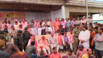विधानसभा अध्यक्ष डॉ. रमन सिंह ने कवर्धा में मनाई होली, गांधी मैदान में हुआ भव्य होली मिलन 2 विधानसभा अध्यक्ष डॉ. रमन सिंह ने कवर्धा में मनाई होली, गांधी मैदान में हुआ भव्य होली मिलन