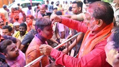 मुख्यमंत्री विष्णुदेव साय ने गृह ग्राम बगिया में ग्रामीणों संग मनाई होली, जशपुर में सनातन समाज के अनुष्ठान में हुए शामिल 2 मुख्यमंत्री विष्णुदेव साय ने गृह ग्राम बगिया में ग्रामीणों संग मनाई होली, जशपुर में सनातन समाज के अनुष्ठान में हुए शामिल