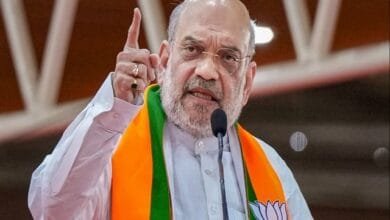 पहलगाम आतंकी हमले के बाद देशभर में सख्त कार्रवाई: अमित शाह ने सभी राज्यों के मुख्यमंत्रियों से पाकिस्तानी नागरिकों की पहचान कर 48 घंटे में वापस भेजने का दिया आदेश 3 पहलगाम आतंकी हमले के बाद देशभर में सख्त कार्रवाई: अमित शाह ने सभी राज्यों के मुख्यमंत्रियों से पाकिस्तानी नागरिकों की पहचान कर 48 घंटे में वापस भेजने का दिया आदेश