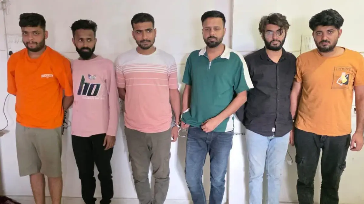 महादेव सट्टा ऐप की तरह नया ऑनलाइन सट्टा: छत्तीसगढ़ से दिल्ली तक के सटोरिए गिरफ्तार 1 महादेव सट्टा ऐप की तरह नया ऑनलाइन सट्टा: छत्तीसगढ़ से दिल्ली तक के सटोरिए गिरफ्तार