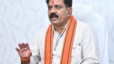 छत्तीसगढ़ सरकार नक्सल वार्ता को तैयार, लेकिन हिंसा पर कोई समझौता नहीं ; वक़्फ़ संशोधन बिल से पारदर्शिता सुनिश्चित होगी: उपमुख्यमंत्री विजय शर्मा 3 छत्तीसगढ़ सरकार नक्सल वार्ता को तैयार, लेकिन हिंसा पर कोई समझौता नहीं ; वक़्फ़ संशोधन बिल से पारदर्शिता सुनिश्चित होगी: उपमुख्यमंत्री विजय शर्मा