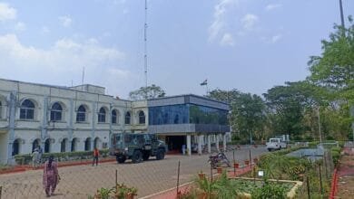 कवर्धा कलेक्ट्रेट को धमकी : कश्मीर से भेजे गए ईमेल में दोपहर ढाई बजे तक कार्यालय उड़ाने की चेतावनी, प्रशासन में हड़कंप