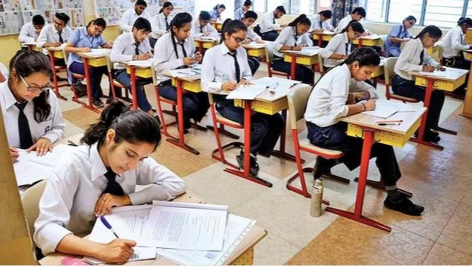 पिछली गड़बड़ियों से सबक: संस्कृत बोर्ड परीक्षा में इस बार अंक एंट्री दिल्ली की एजेंसी करेगी, स्थानीय हस्तक्षेप नहीं 1 पिछली गड़बड़ियों से सबक: संस्कृत बोर्ड परीक्षा में इस बार अंक एंट्री दिल्ली की एजेंसी करेगी, स्थानीय हस्तक्षेप नहीं