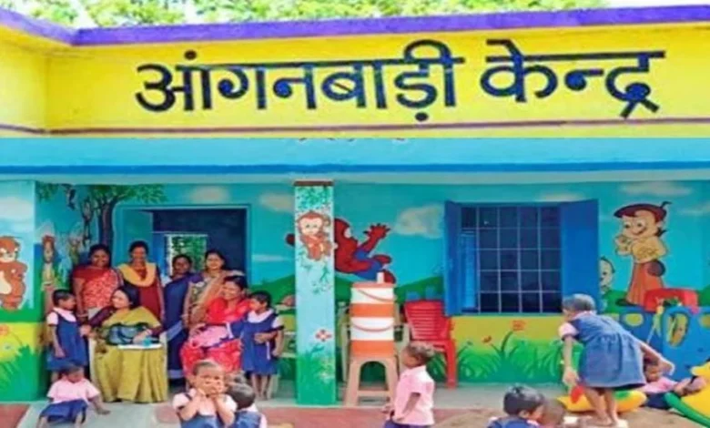 आंगनबाड़ियों में करोड़ों के भ्रष्टाचार का खुलासा: घटिया सामग्री की सप्लाई पर मंत्री ने दिए जांच के आदेश 10 आंगनबाड़ियों में करोड़ों के भ्रष्टाचार का खुलासा: घटिया सामग्री की सप्लाई पर मंत्री ने दिए जांच के आदेश