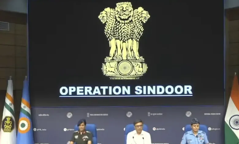 Operation Sindoor : भारत का पाकिस्तान को करारा जवाब, 25 मिनट में 9 आतंकी ठिकाने तबाह, 100 से अधिक आतंकी ढेर 7 Operation Sindoor : भारत का पाकिस्तान को करारा जवाब, 25 मिनट में 9 आतंकी ठिकाने तबाह, 100 से अधिक आतंकी ढेर