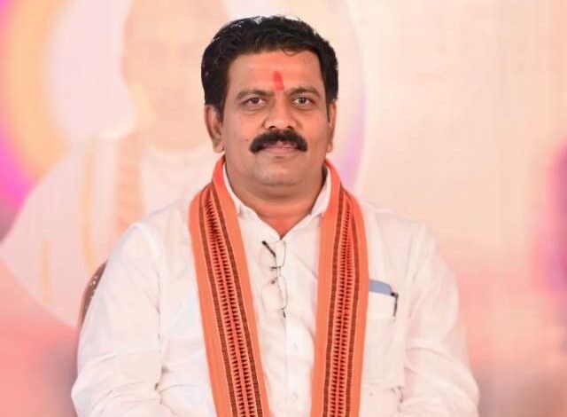 कबीरधाम के युवाओं को मिला सुनहरा अवसर: उपमुख्यमंत्री करेंगे 10 मई को भोरमदेव विद्यापीठ निःशुल्क पीएससी और व्यापम कोचिंग सेंटर का शुभारंभ 6 कबीरधाम के युवाओं को मिला सुनहरा अवसर: उपमुख्यमंत्री करेंगे 10 मई को भोरमदेव विद्यापीठ निःशुल्क पीएससी और व्यापम कोचिंग सेंटर का शुभारंभ