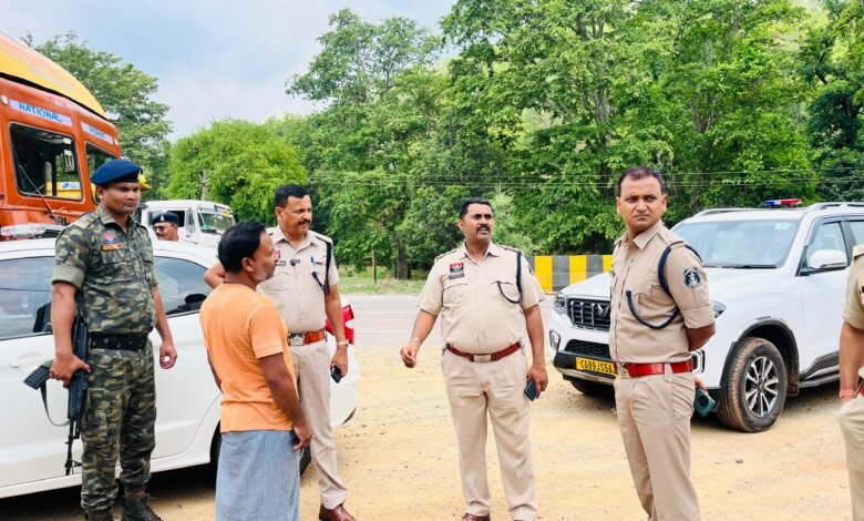 कबीरधाम पुलिस का सघन अभियान: अवैध प्रवासियों और संदिग्ध व्यक्तियों पर सख्त कार्रवाई