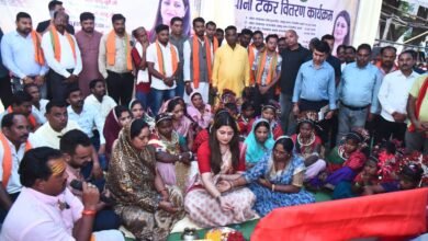 पंडरिया विधायक भावना बोहरा की बड़ी पहल: वनांचल क्षेत्रों को स्वच्छ पेयजल उपलब्ध कराने 10 पानी टैंकरों के साथ 42 लाख के निर्माण कार्यों की सौगात 4 पंडरिया विधायक भावना बोहरा की बड़ी पहल: वनांचल क्षेत्रों को स्वच्छ पेयजल उपलब्ध कराने 10 पानी टैंकरों के साथ 42 लाख के निर्माण कार्यों की सौगात