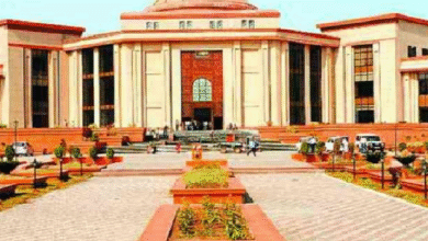 EWS आरक्षण पर हाईकोर्ट सख्त, छत्तीसगढ़ सरकार से चार सप्ताह में मांगा जवाब 1 EWS आरक्षण पर हाईकोर्ट सख्त, छत्तीसगढ़ सरकार से चार सप्ताह में मांगा जवाब