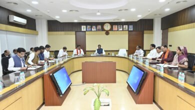 छत्तीसगढ़ कैबिनेट बैठक में लिए गए महत्वपूर्ण निर्णय: स्थानांतरण नीति 2025 को मिली मंजूरी, आम जनता को मिलेगी सस्ते भूखंड, दामाखेड़ा का नाम होगा "कबीर धर्मनगर दामाखेड़ा" करने की दी मंजूरी
