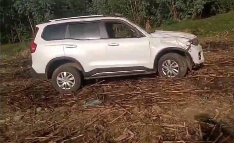 BREAKING NEWS: BJP विधायक के काफिले की गाड़ी हादसे का शिकार, चालक की मौके पर दर्दनाक मौत 14 BREAKING NEWS: BJP विधायक के काफिले की गाड़ी हादसे का शिकार, चालक की मौके पर दर्दनाक मौत