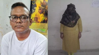 दुर्ग में अश्लील वीडियो से ब्लैकमेलिंग: पति-पत्नी गिरफ़्तार, 2 करोड़ की अवैध वसूली का खुलासा 1 दुर्ग में अश्लील वीडियो से ब्लैकमेलिंग: पति-पत्नी गिरफ़्तार, 2 करोड़ की अवैध वसूली का खुलासा