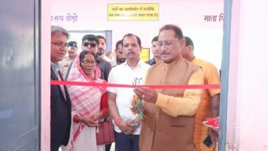 मुख्यमंत्री विष्णु देव साय ने तपकरा तहसील कार्यालय का किया शुभारंभ, तपकरा को नगर पंचायत बनाने और फरसाबहार में विश्राम गृह निर्माण की घोषणा 2 मुख्यमंत्री विष्णु देव साय ने तपकरा तहसील कार्यालय का किया शुभारंभ, तपकरा को नगर पंचायत बनाने और फरसाबहार में विश्राम गृह निर्माण की घोषणा