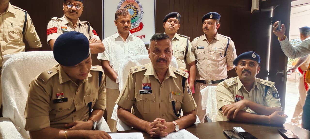 Breaking Exclusive: "कृषि केंद्र" निकला साइबर ठगी का अड्डा, 2.5 करोड़ की डिजिटल धोखाधड़ी का पर्दाफाश, 16 राज्यों में 56 केस, कृषि स्नातक बना म्यूल नेटवर्क का मास्टरमाइंड! 1 ब्रेकिंग एक्सक्लूसिव: "कृषि केंद्र" निकला साइबर ठगी का अड्डा, 2.5 करोड़ की डिजिटल धोखाधड़ी का पर्दाफाश, 16 राज्यों में 56 केस, कृषि स्नातक बना म्यूल नेटवर्क का मास्टरमाइंड!
