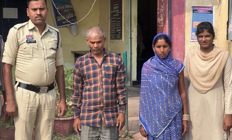 कवर्धा से सनसनीखेज मर्डर मिस्ट्री का खुलासा: जमीन के मुआवजे के लालच में भतीजे ने पत्नी संग मिलकर की चाचा की हत्या 1 कवर्धा से सनसनीखेज मर्डर मिस्ट्री का खुलासा: जमीन के मुआवजे के लालच में भतीजे ने पत्नी संग मिलकर की चाचा की हत्या